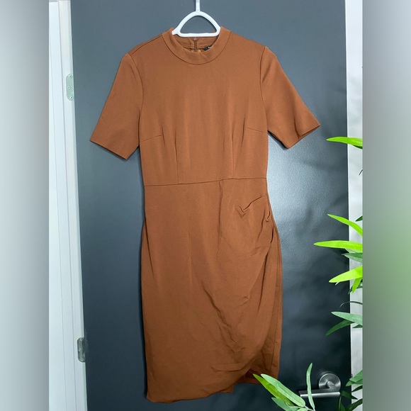 RW&Co brown draped dress - Picture 1 of 4